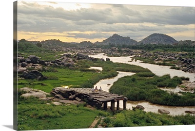 Asia, India, Karnataka, View towards Tungabhadra river