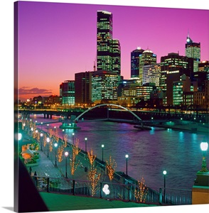 Australia, Oceania, Victoria, Melbourne, Skyline and Yarra river image thumbnail