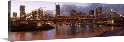 Australia, Queensland, Brisbane, Story Bridge at sunset
