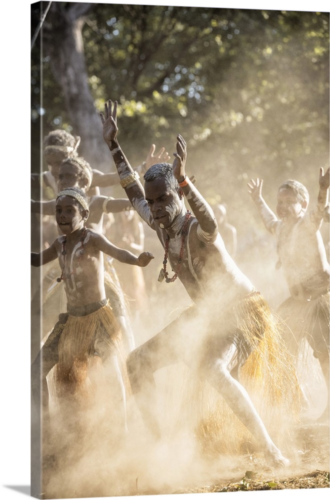 Australia, Queensland, Late afternoon dance at the Laura Festival, Cape York, Laura.