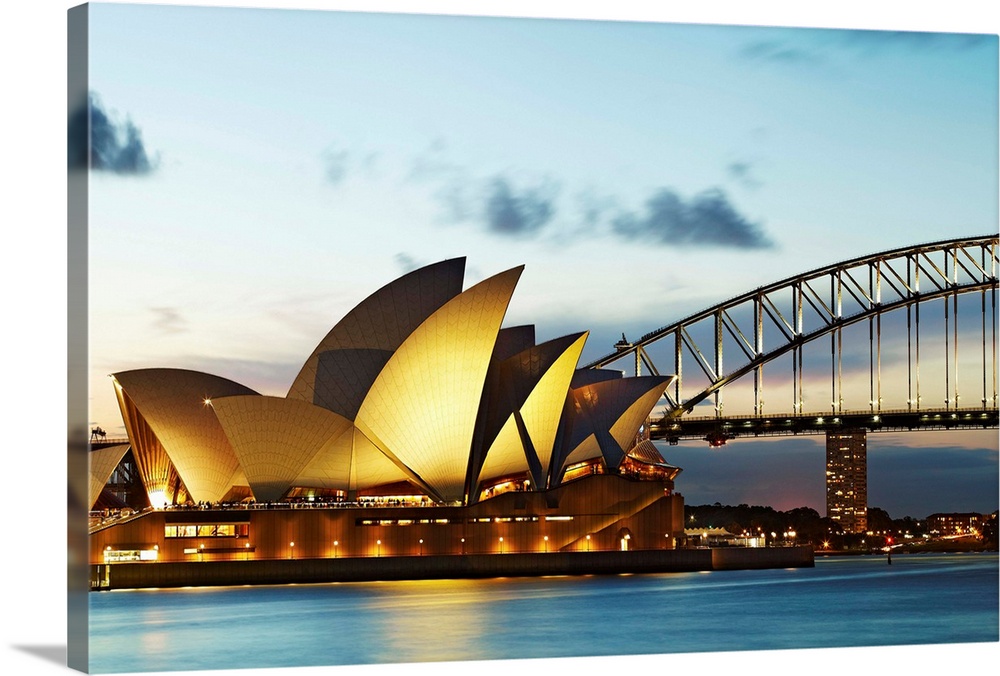 Australia, Sydney Opera House, Sydney Harbor Bridge, Sydney Opera House in the evening