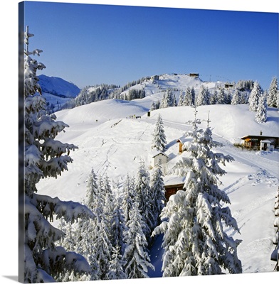 Austria, Tyrol, Kitzbuhel, Hahnenkamm, Alps, Hahnenkamm ski area