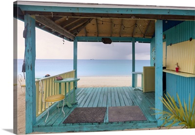 Bahamas, Cat Island, Atlantic Ocean, Kiosk On Old Bight Beach