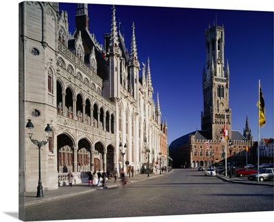 Belgium, Flanders, Bruges, Markt square and Hallen Palace