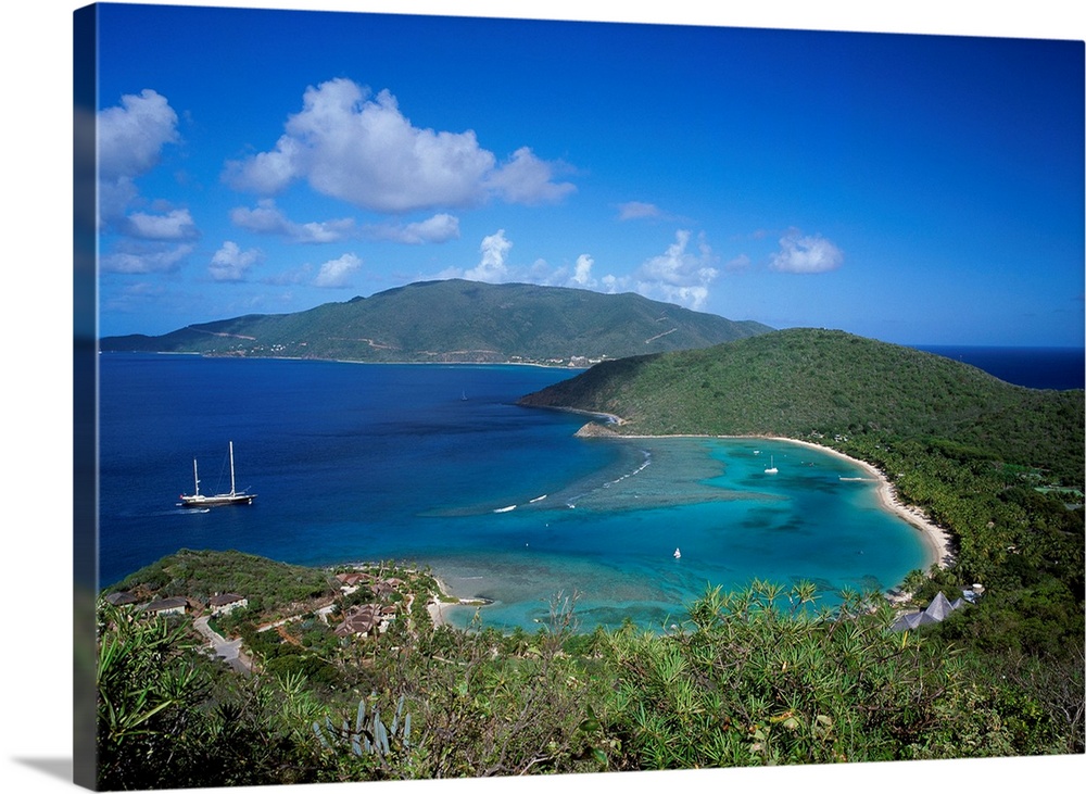 Bitish Virgin Islands, Virgin Gorda, Little Dix Bay Hotel, bay and Gorda Peek