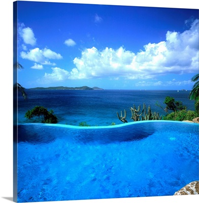 Bitish Virgin Islands, Virgin Gorda, Little Dix Bay Hotel, swimming pool at the spa