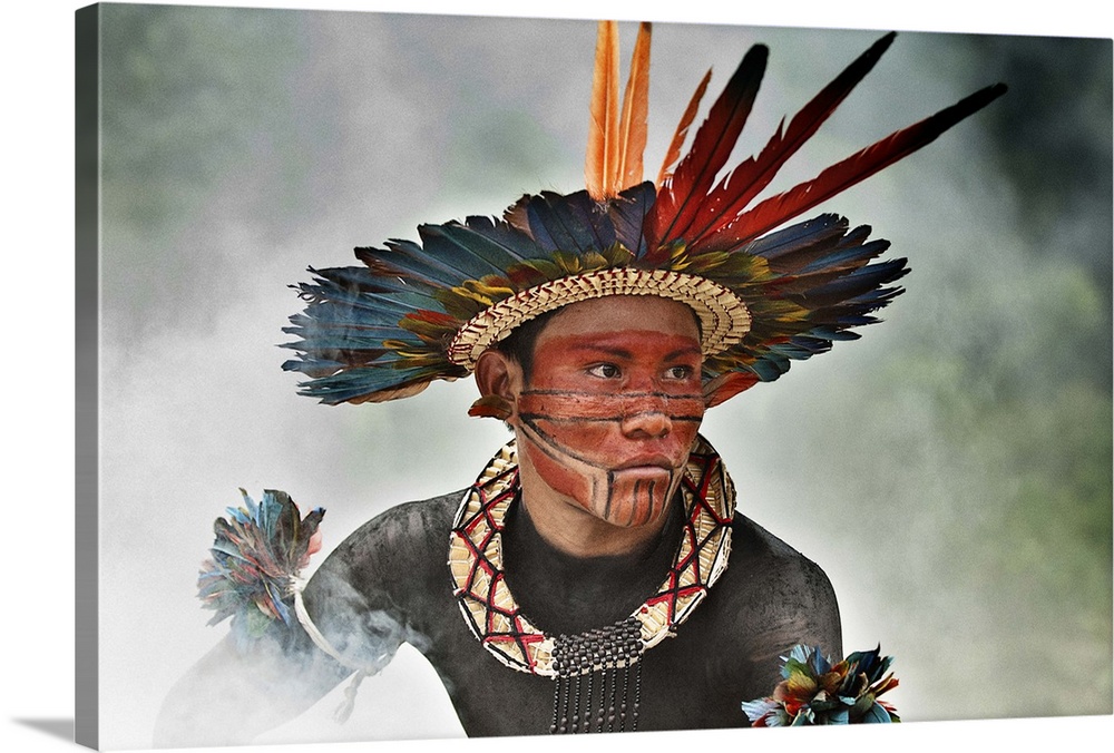 Brazil, Amazonas, Asurini do Tocantins tribe man in the Brazilian Amazon.