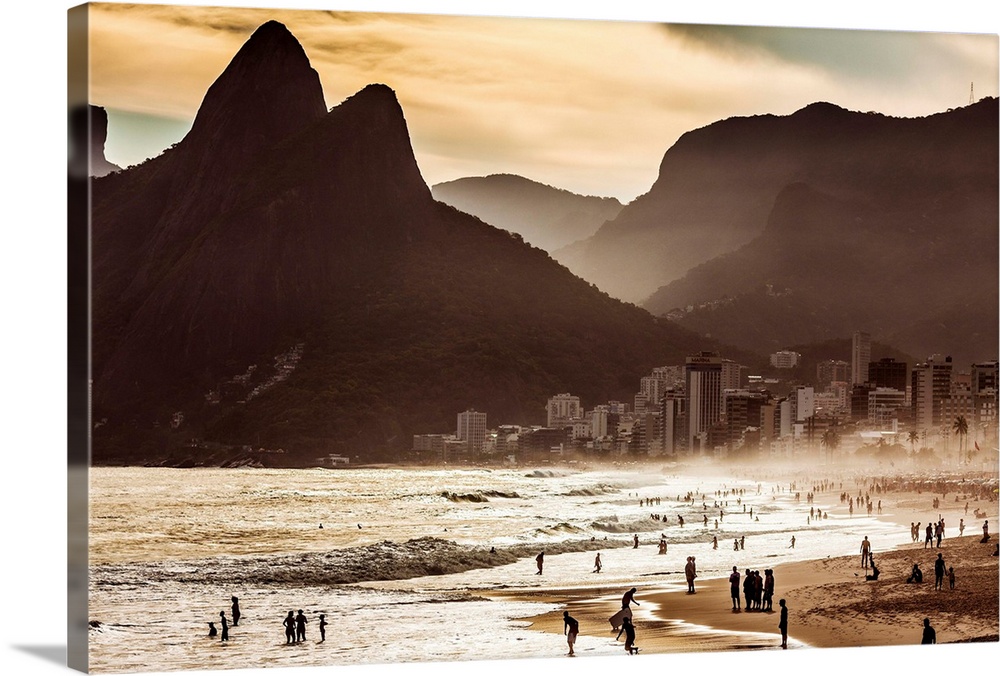 Brazil, Rio de Janeiro, Ipanema beach, The beach.