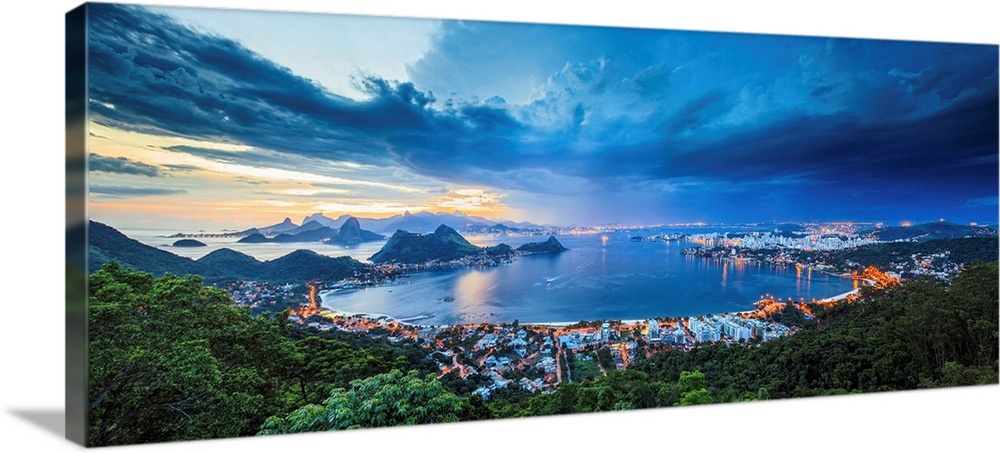 Brazil, Rio de Janeiro, Niteroi, View of Niteroi, Rio de Janeiro, Baia de Guanabara, Sugarloaf Mountain, Sugarloaf Mountai...