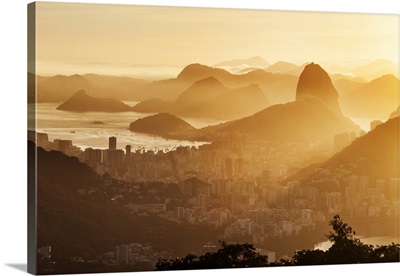 Brazil, Rio de Janeiro, Sugarloaf Mountain, Pao de Acucar Praia Vermelha