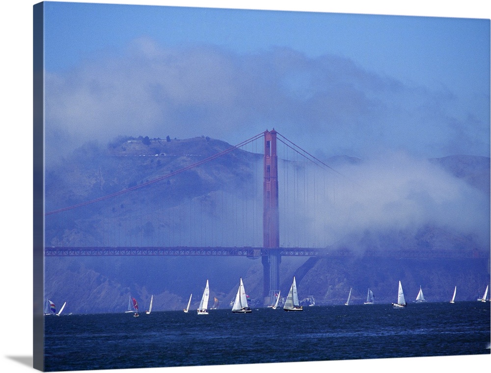 United States, USA, California, San Francisco, Golden Gate Bridge, The bridge and Fisherman's Wharf