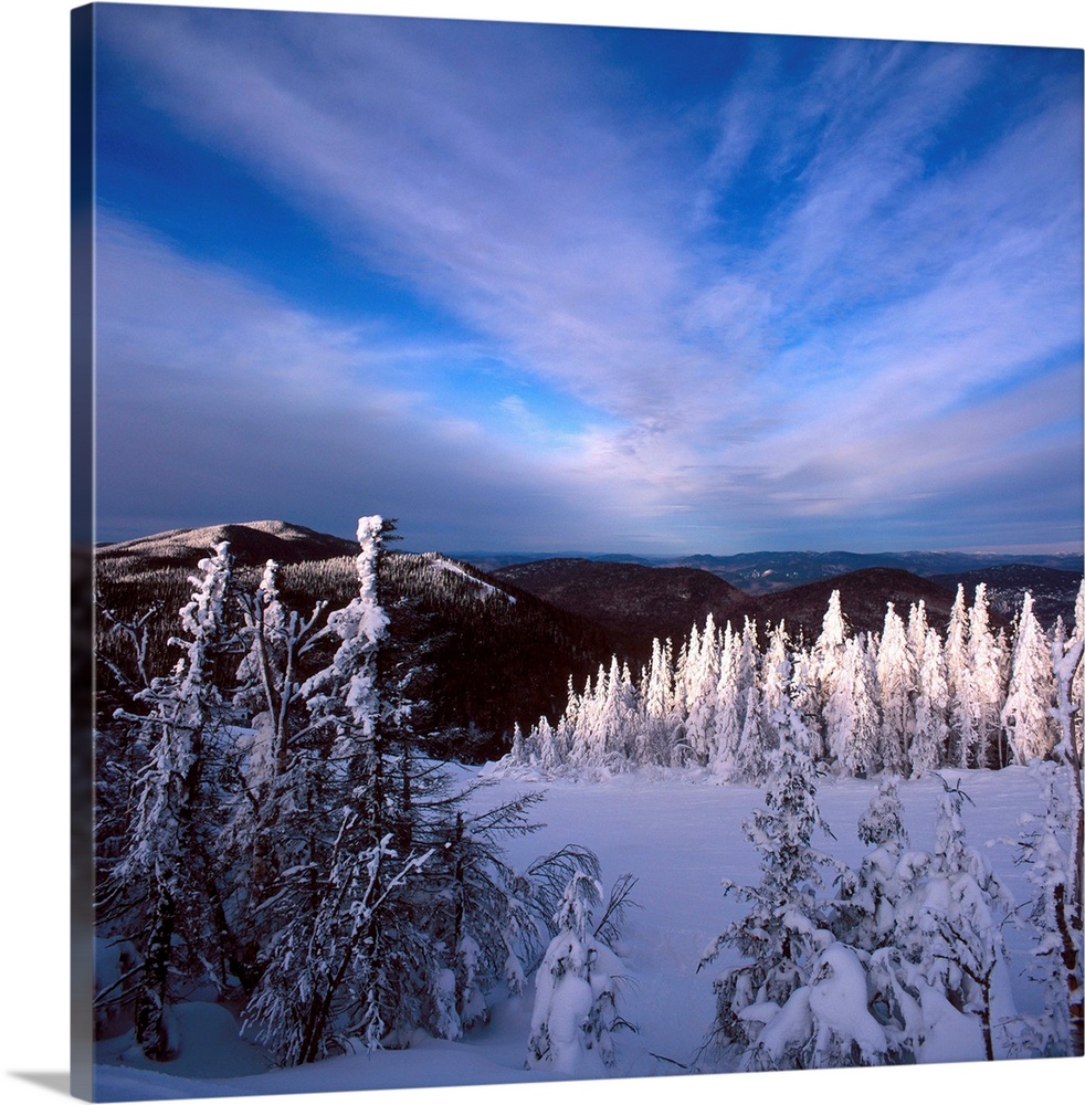 Mont Tremblant, Quebec, Canada, January 04, 2003. Winter landscape ..Photo;Alberto Biscaro