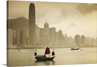 China, Hong Kong, Victoria Harbor, Junk boat