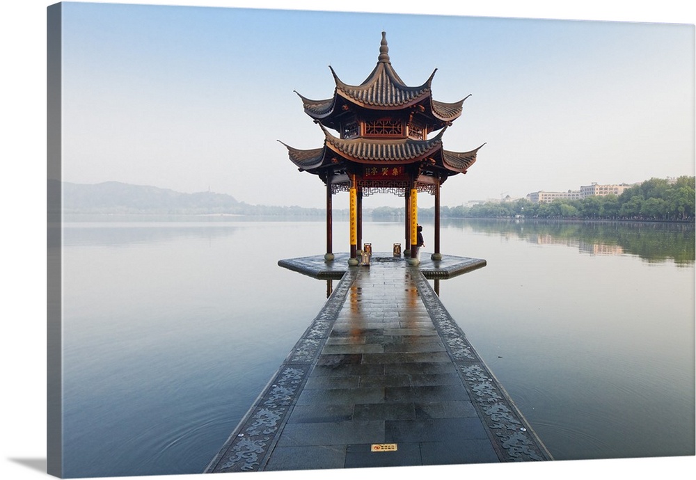 China, Zhejiang, Hangzhou, The West Lake.