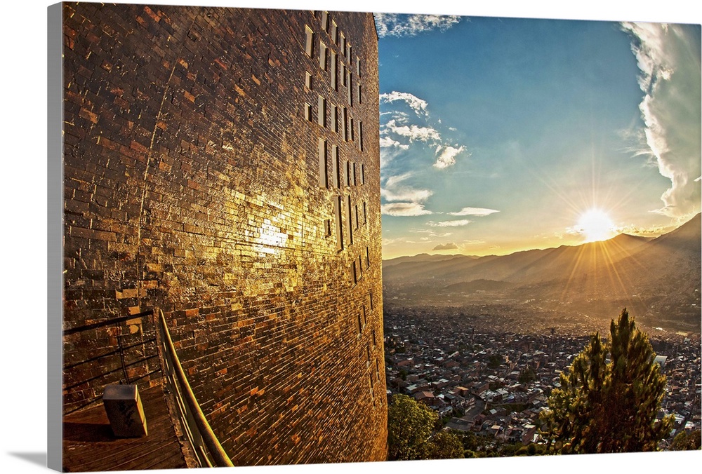 Colombia, Medellin, biblioteca Espana