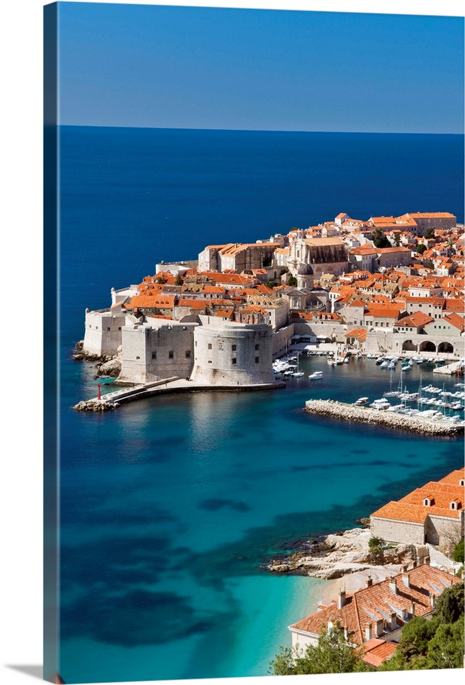Croatia, Dalmatia, Dubrovnik, St John's Fortress, old town and the harbor