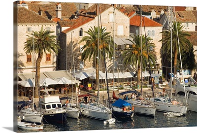 Croatia, Dalmatia, Hvar island, View of the harbour, Hvar Town