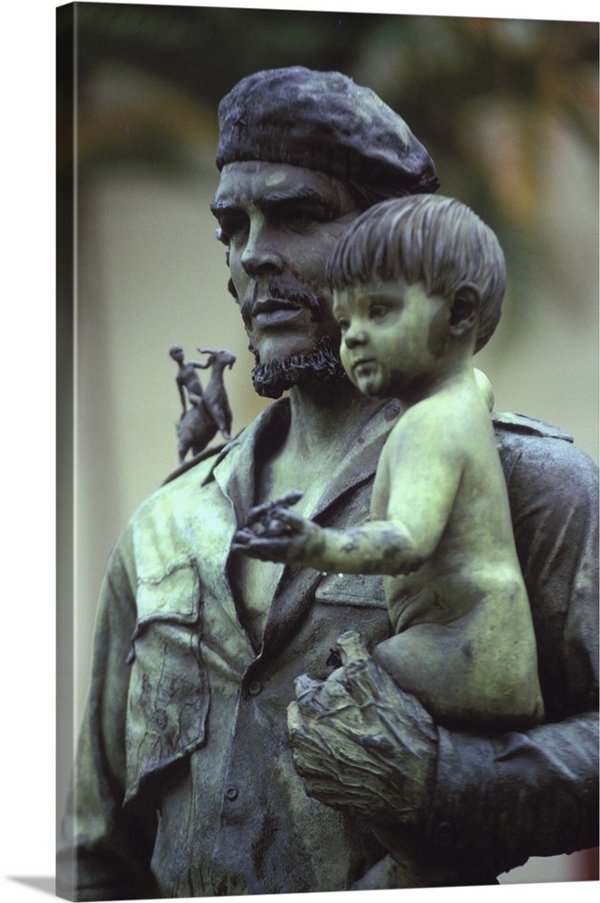 Cuba, Caribbean, Santa Clara village, statue representing Che Guevara with a child