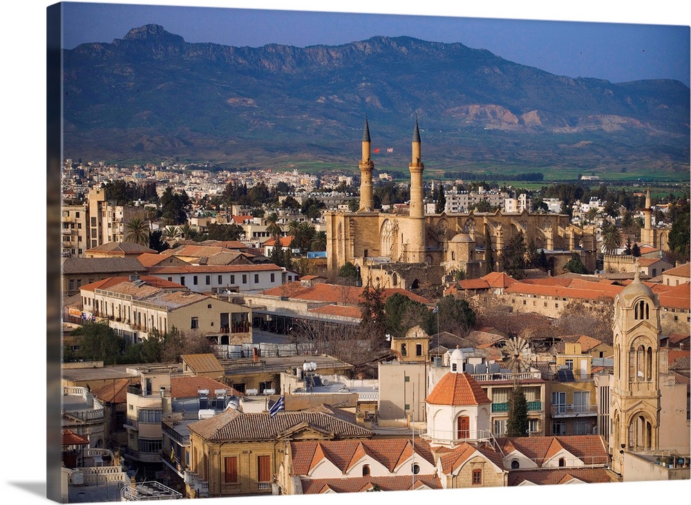 Cyprus, K.pros, Nicosia, Lefkosia, View of the city with Selimiye mosque and Kyrenia mounts in background