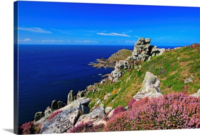 England, Cornwall, Penwith peninsula, Coastal landscape at Cape Cornwall