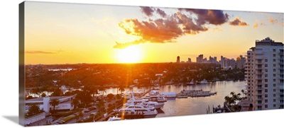 Florida, Atlantic ocean, Fort Lauderdale, Intracoastal Waterway and at sunset