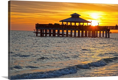 Florida, Fort Myers Beach, Estero Island, Fort Myers Beach Fishing Pier