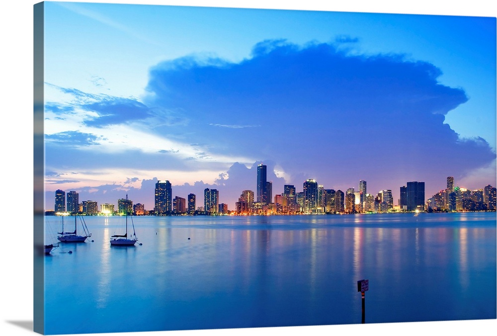 Florida, Miami, Atlantic ocean, View of the skyline from Key Biscayne