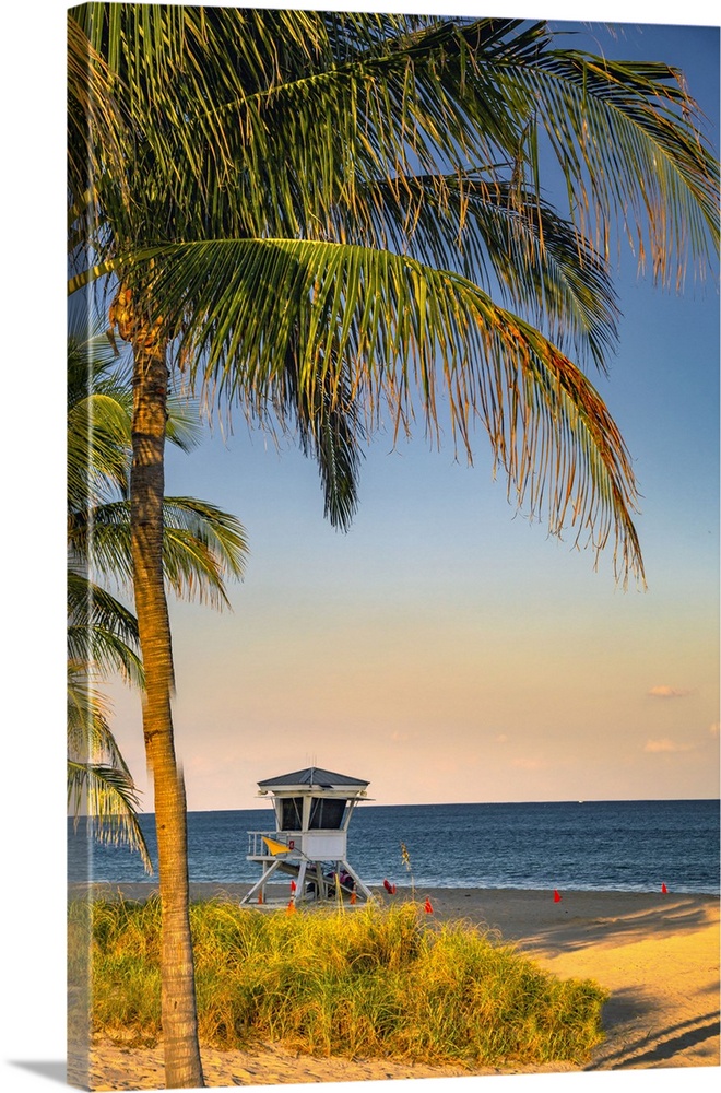 Florida, South Florida, Fort Lauderdale, Las Olas Beach Lifeguard tower