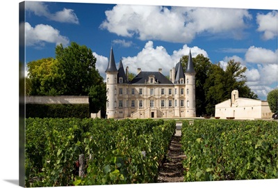 France, Aquitaine, Bordeaux region, Medoc, Chateau Pichon Longueville Baron
