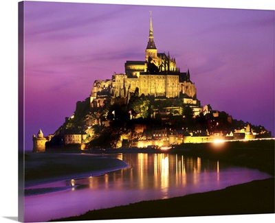 France, Basse-Normandie, Mont Saint Michel, Night View