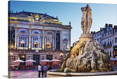 France, Languedoc-Roussillon, Montpellier, The Three Graces fountain and Opera House