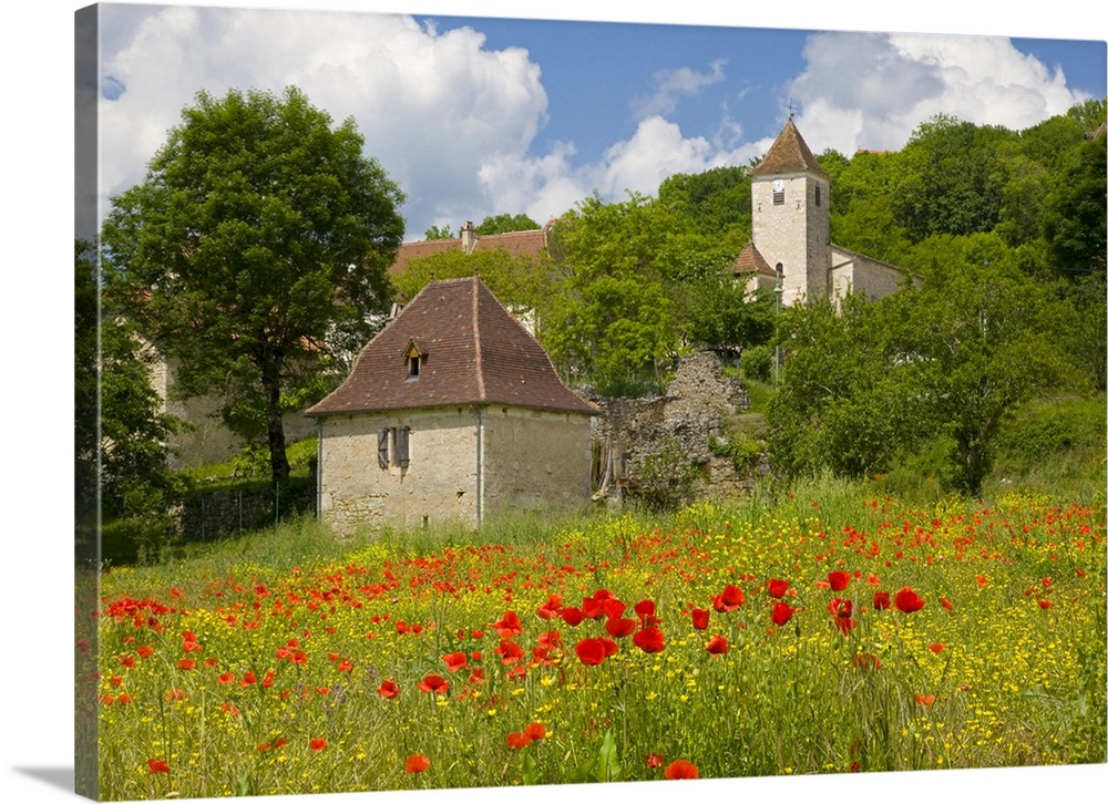 France, Midi-Pyrenees, Lot, Quercy, Sauliac-sur-Cele, House and church