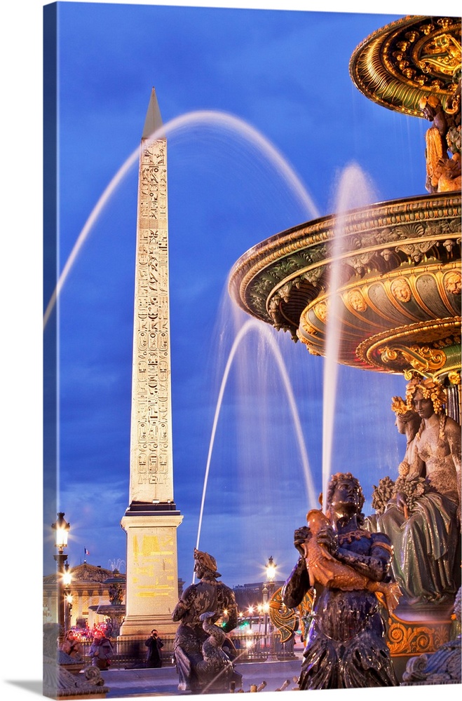 France, Ile-de-France, Paris, Champs Elysees, Place de La Concorde, Ville de Paris, Fountain statues and Obelisk.