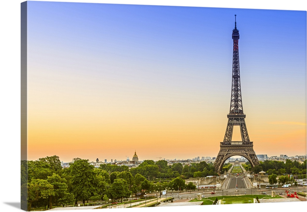 France, Paris, Eiffel Tower, View from the trocadero at sunrise.
