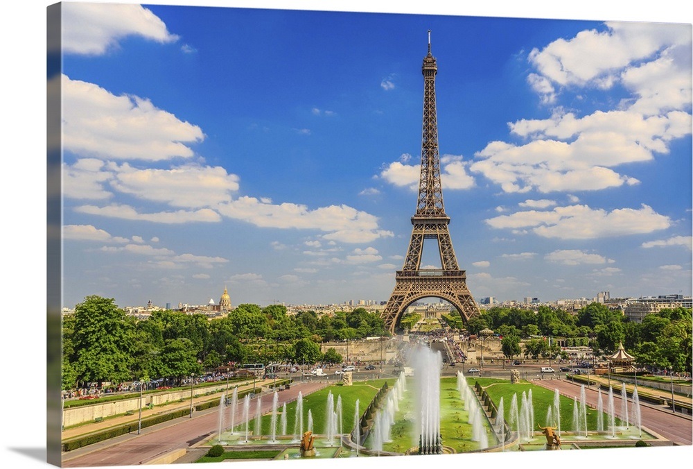 France, Paris, Trocadero Fountains, Eiffel Tower, view from the