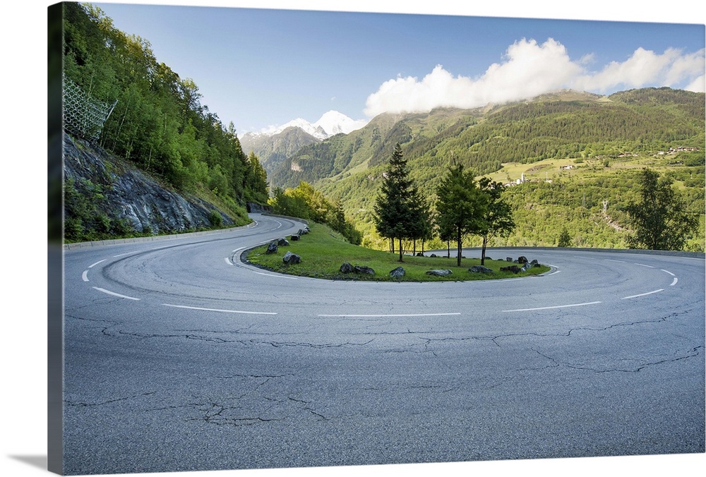 France, Rhone-Alpes, Bourg-Saint-Maurice, Winding road to the Col D'Iseran summit.