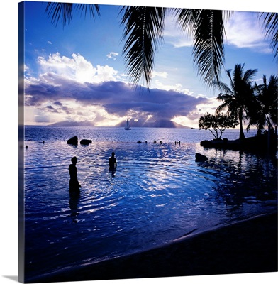French Polynesia, Moorea, Tahiti, Beachcomber Resort, view to Moorea