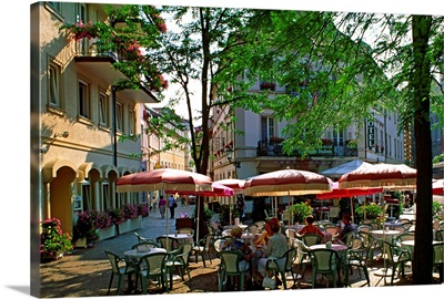 Germany, Baden-Wurttemberg, Baden Baden, Cafe in Steinstrasse