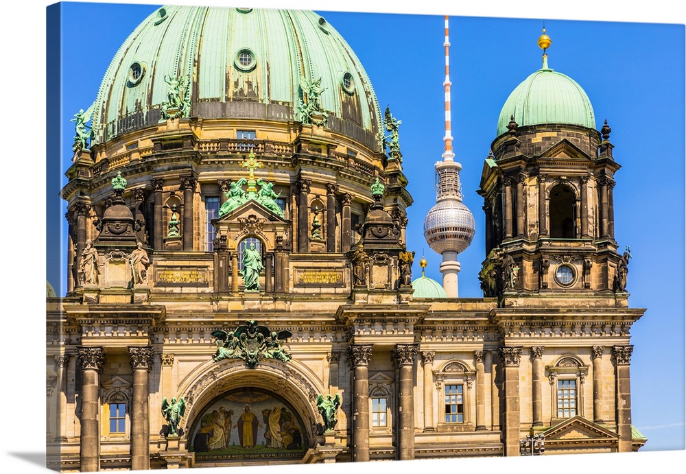 Germany, Berlin, Berlin Mitte, Berlin Cathedral, Berlin Cathedral with Television Tower in the background