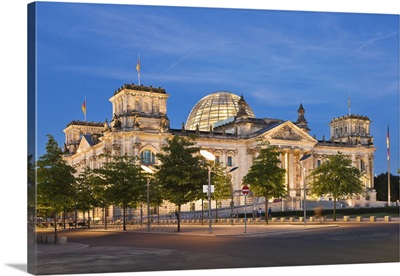 Germany, Berlin, Berlin Mitte, Reichstag Parliament Building
