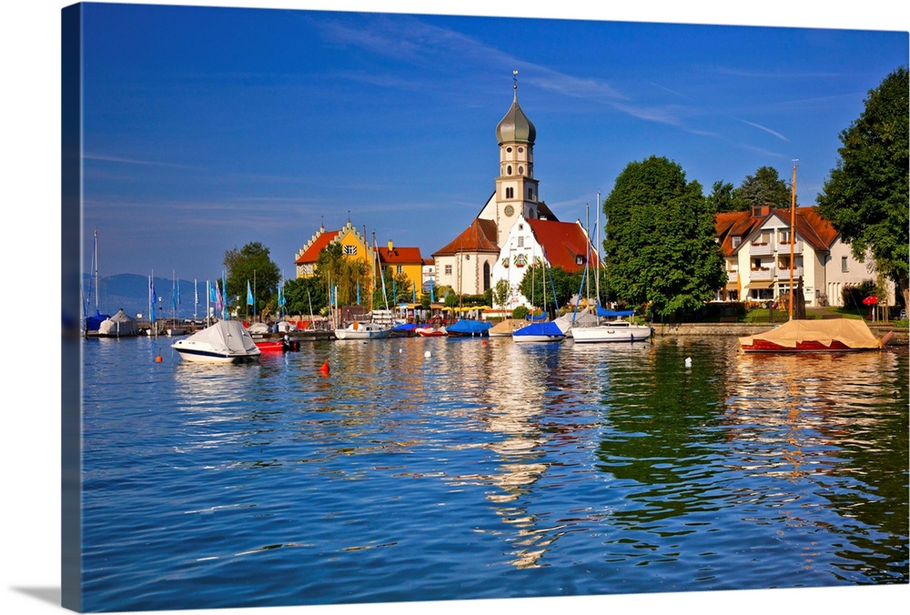 Germany, Bavaria, Lake Constance, Swabia, Schwaben, Wasserburg, St George's Church.