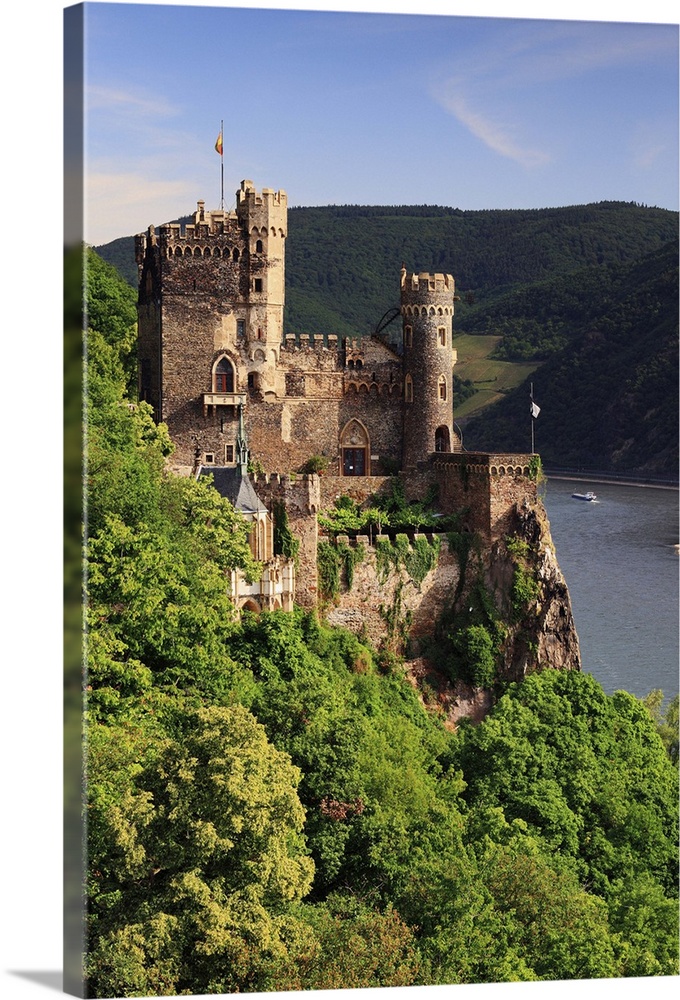 Germany, Rhine, Rhine valley, Trechtingshausen, Burg Rheinstein castle