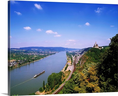 Germany, Rhineland-Palatinate, Braubach, Rhine, The Marksburg and the river