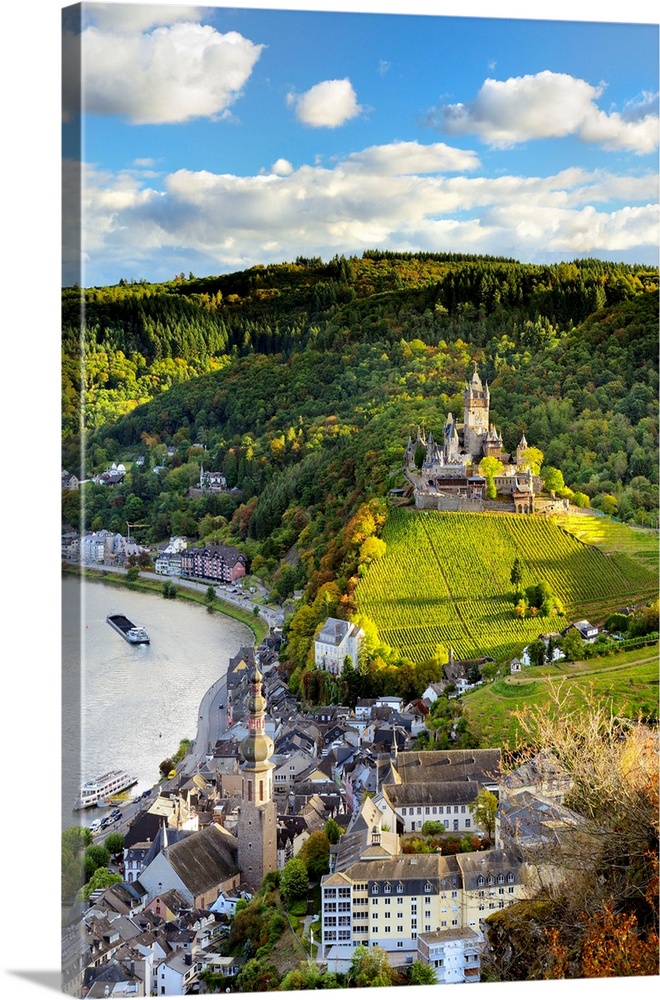 Germany, Rhineland-Palatinate, Cochem, Saxon Wine Route, Castle of Cochem.