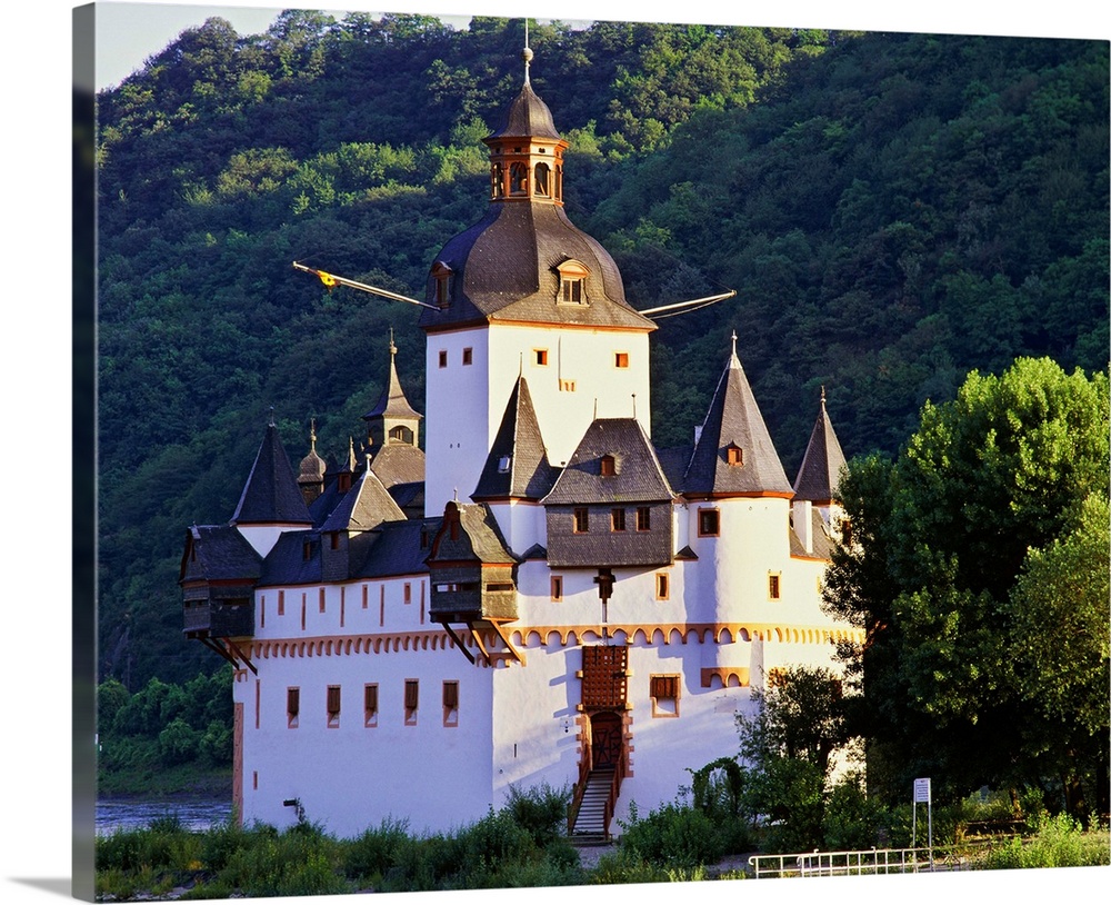 Germany, Rhineland-Palatinate, Kaub, View of the Pfalzgrafenstein castle