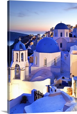 Greece, Aegean islands, Cyclades, Santorini island, church in Oia village at dusk