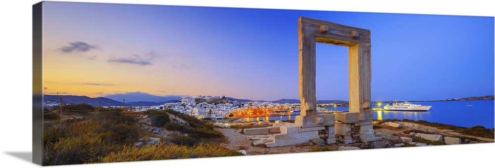 Greece, Aegean islands, Mediterranean sea, Aegean sea, Greek Islands, Cyclades, Naxos island, Apollo Temple portal by night.