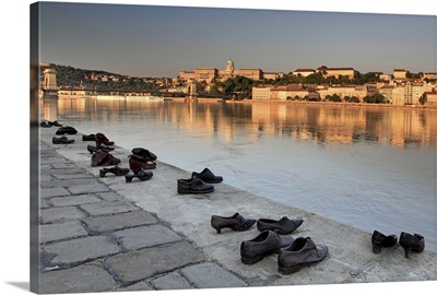 Hungary, Budapest, Danube, Shoes on the Danube Promenade memorial