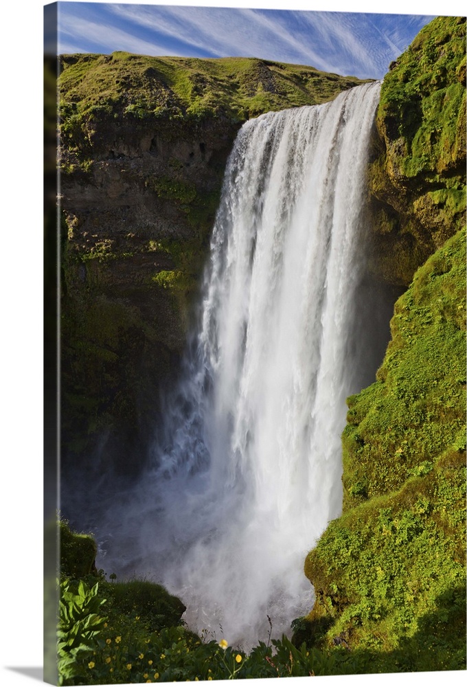 Iceland, South Iceland, Su..urland, Skogafoss Waterfall