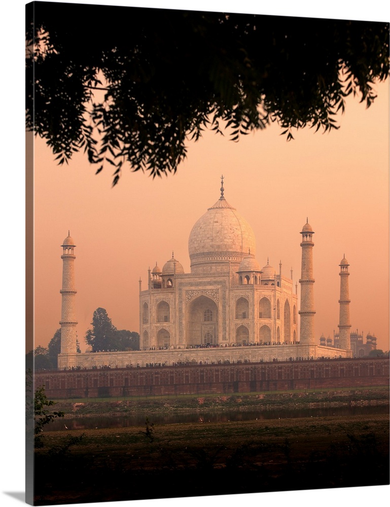 India, Uttar Pradesh, Agra, Taj Mahal.